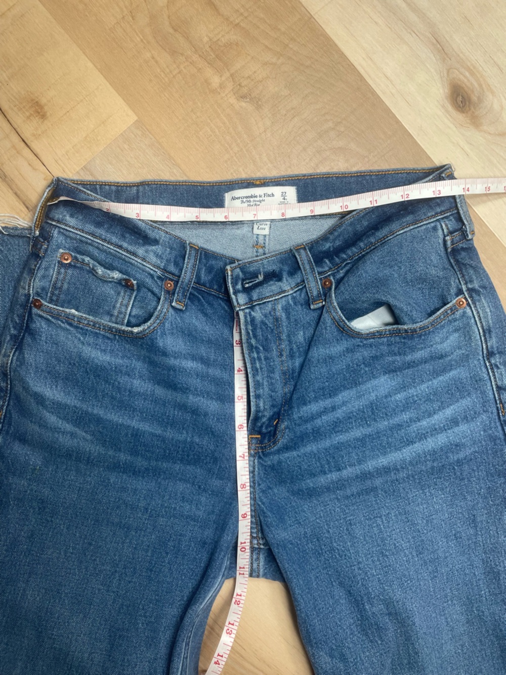 Abercrombie Curve Love 90s Straight Jeans 27  Raw Hem Mid Rise - Picture 4 of 8